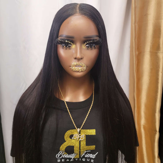 Image of 30' Brazilian Straight wig.
